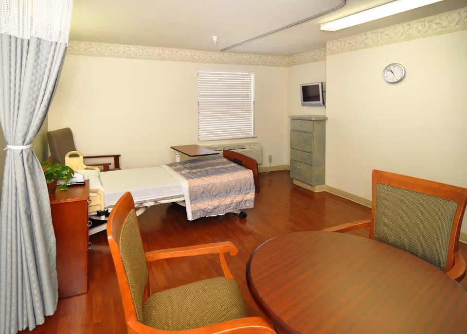 Photo 4 of Ridgmar Medical Lodge