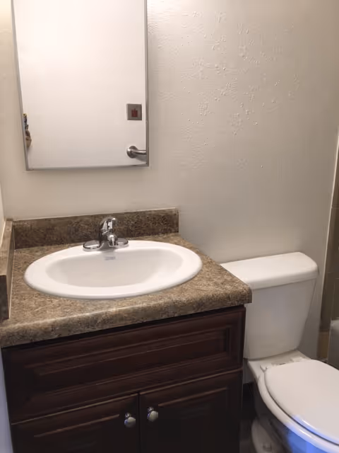 Photo 7 of Bond House Apts