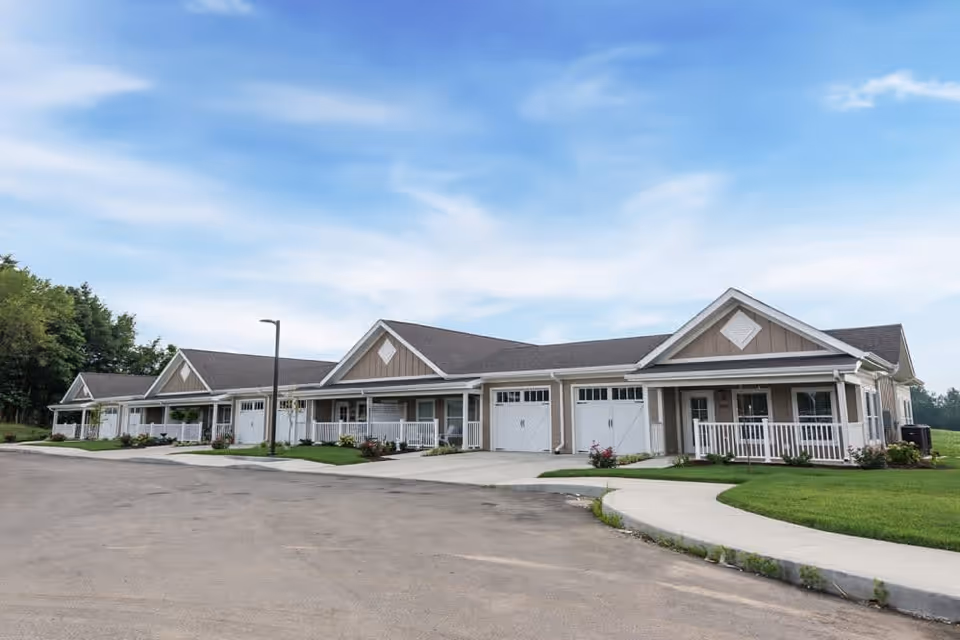 Photo 3 of Legacy Living Jasper