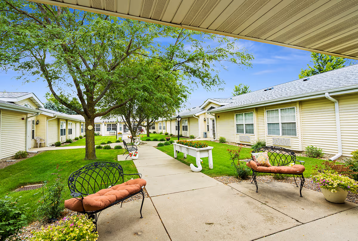 Photo 4 of Rolling Meadows Senior Living