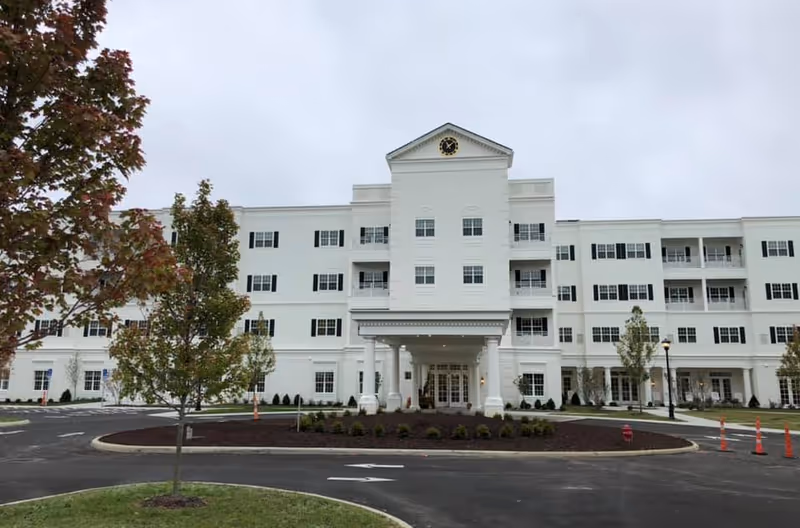 Photo 3 of The Bristol Senior Living at Worthington Hills
