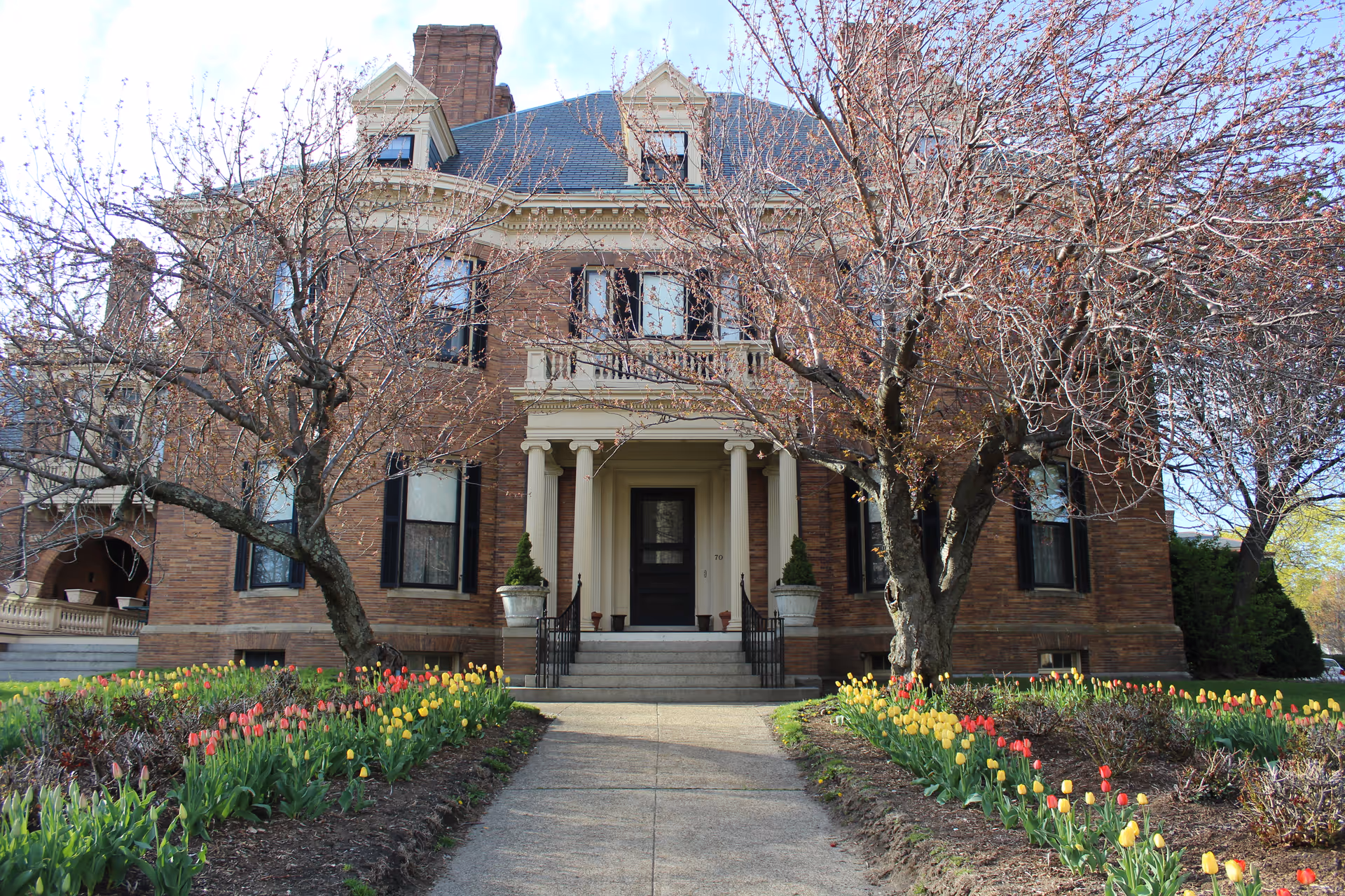 Photo of Davenport Memorial Home