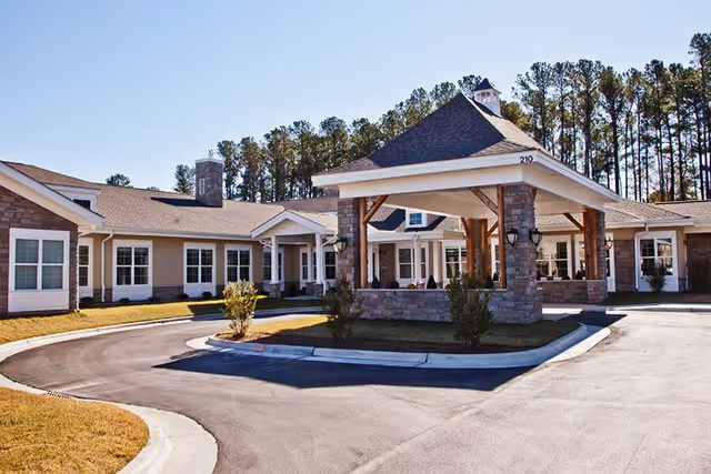Photo 3 of SearStone