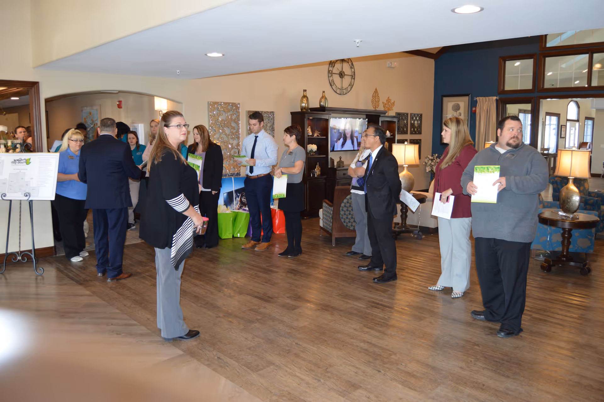 Photo 5 of Villas of Holly Brook Assisted Living & Memory Care: Bloomington Towanda Barnes