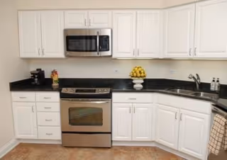 Photo 18 of Lake Forest Place
