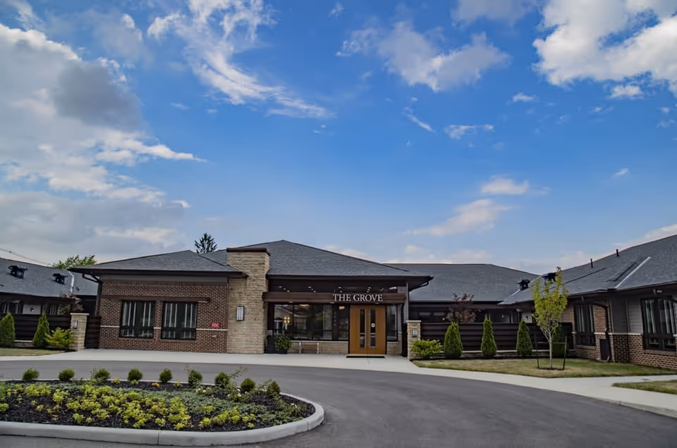 Photo 2 of The Grove at Oakleaf Village of Columbus
