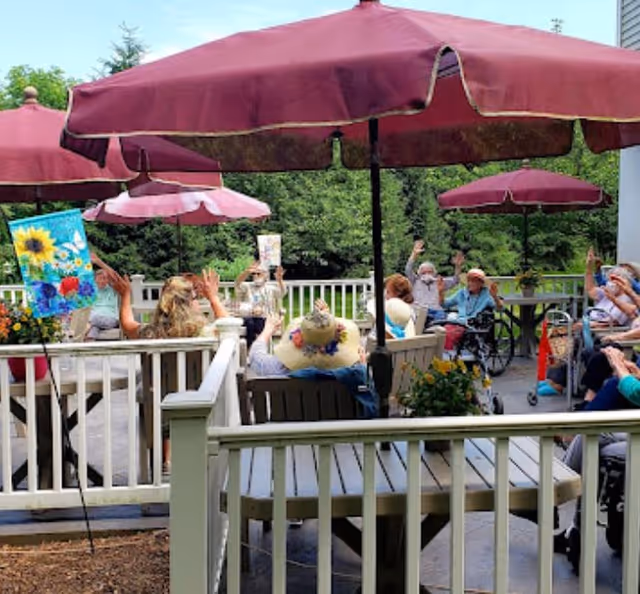 Photo 4 of Mira Vie at Brookfield | Assisted Living Belvidere