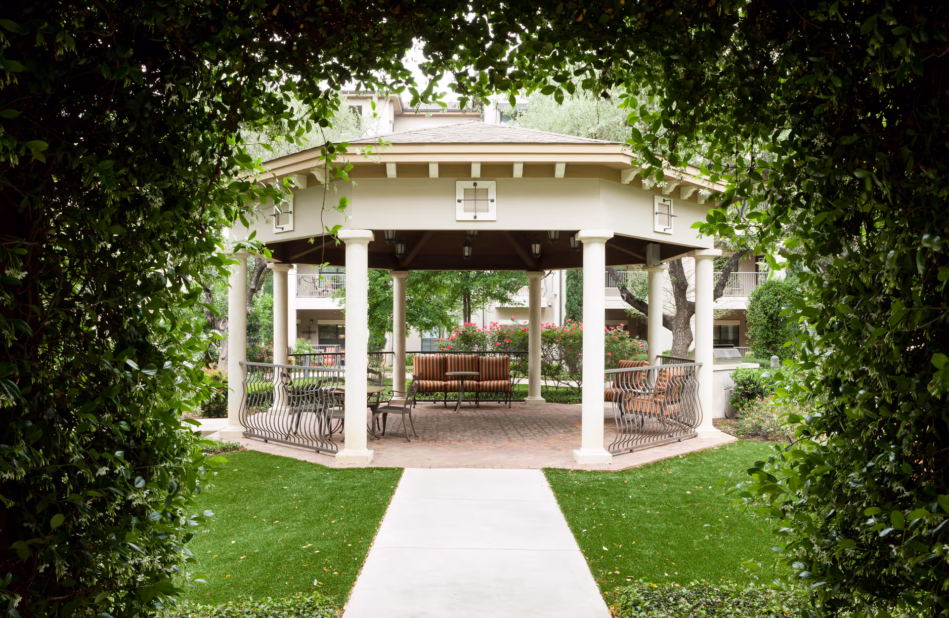 Photo 3 of Franklin Park Sonterra