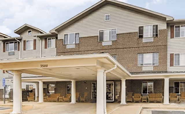 Photo 2 of Paramount Senior Living at Fredericksburg