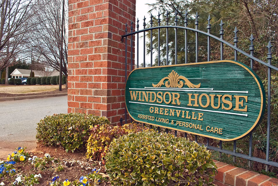 Photo 2 of Windsor House Greenville