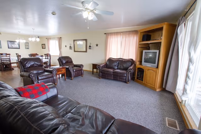 Photo 4 of Ashley Manor Evans 1