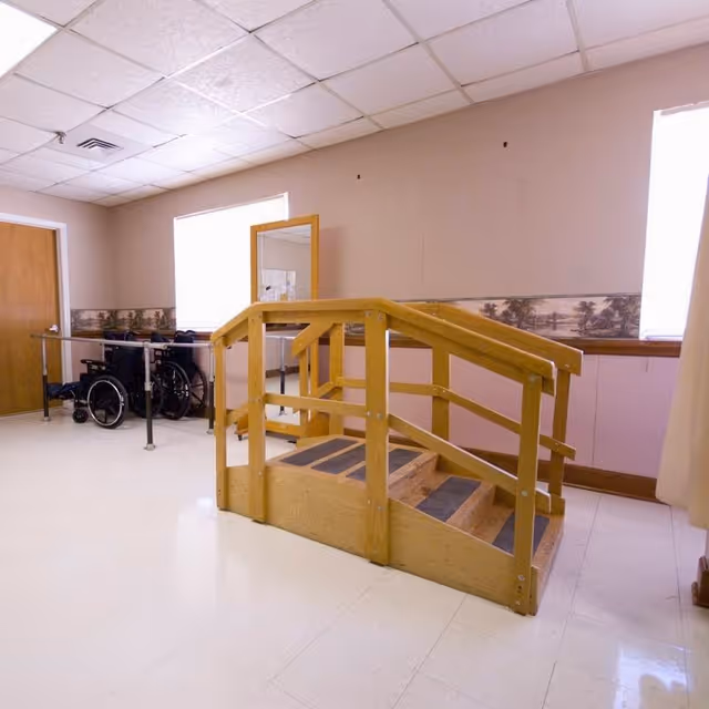 Photo of Warrenton Health & Rehab Center