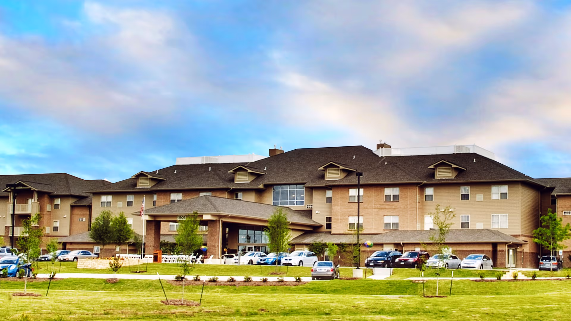 Photo of Lakeline Oaks Retirement Community