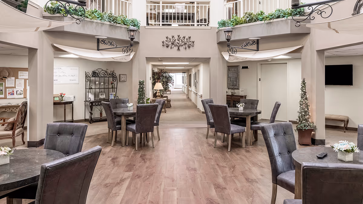 Photo 18 of Holiday Manor at Oakridge