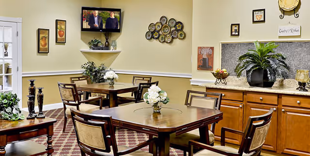 Photo 4 of The Arbors Assisted Living - Hauppauge