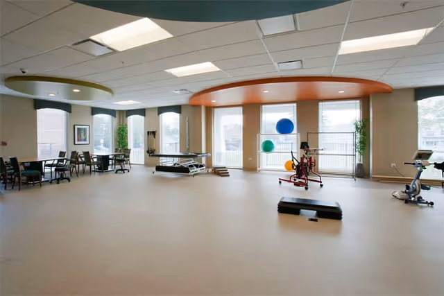 Photo 4 of Healthbridge of Arlington Hts