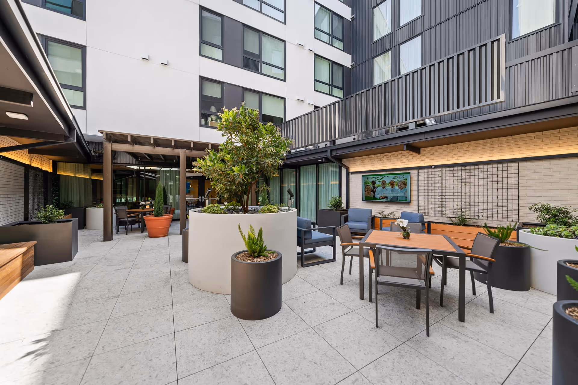 Photo 17 of Westmont of Culver City