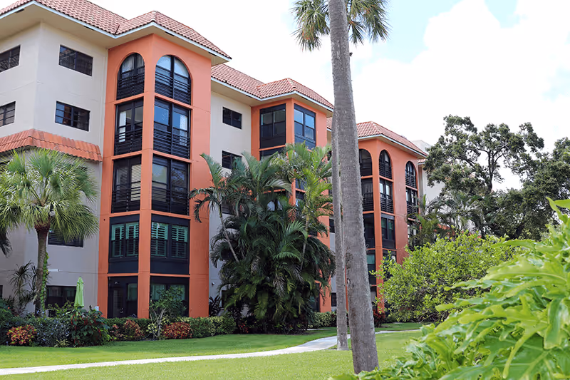 Photo 3 of Oakbridge Terrace Assisted Liv Res At Edgewater At Boca Pointe