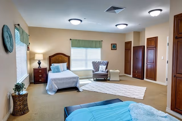 Photo 18 of The Auberge at Benbrook Lake