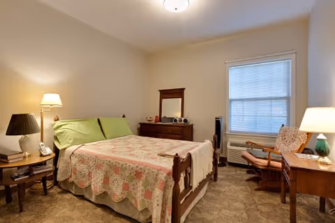 Photo 7 of The Oaks - Bethany (Assisted Living)