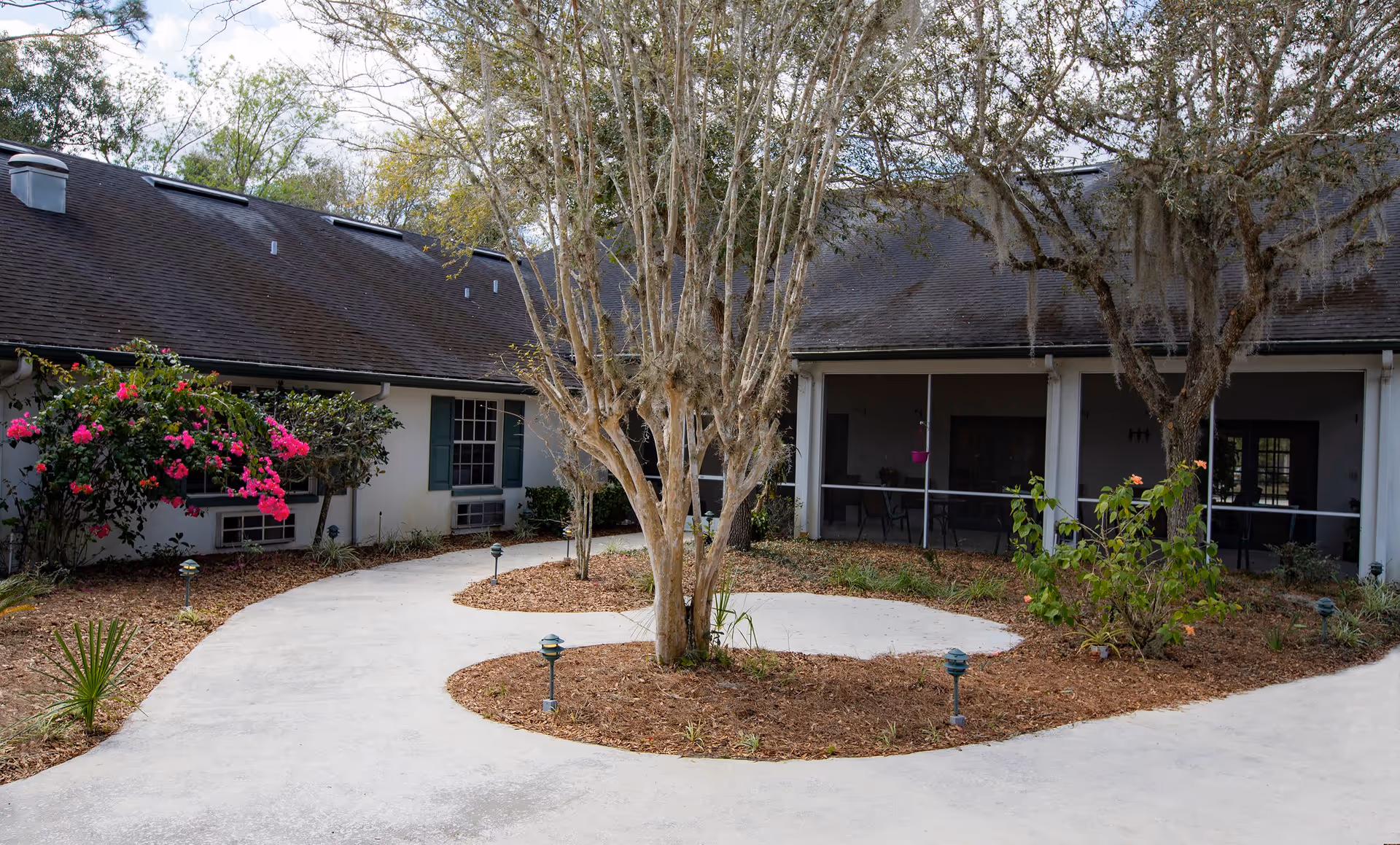 Photo 11 of Savannah Cottage of Lakeland