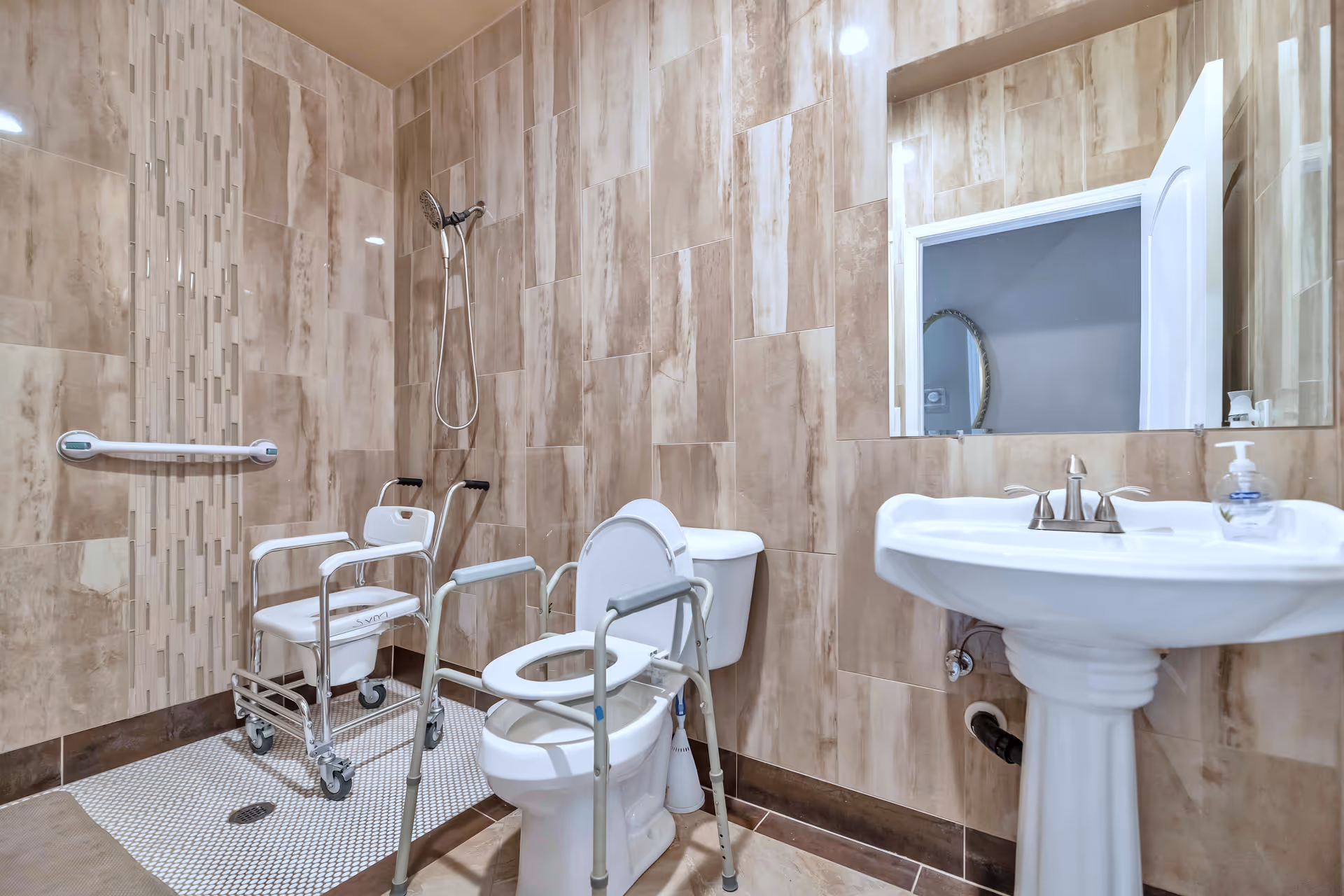 Photo 5 of The Sierra's Assisted Living