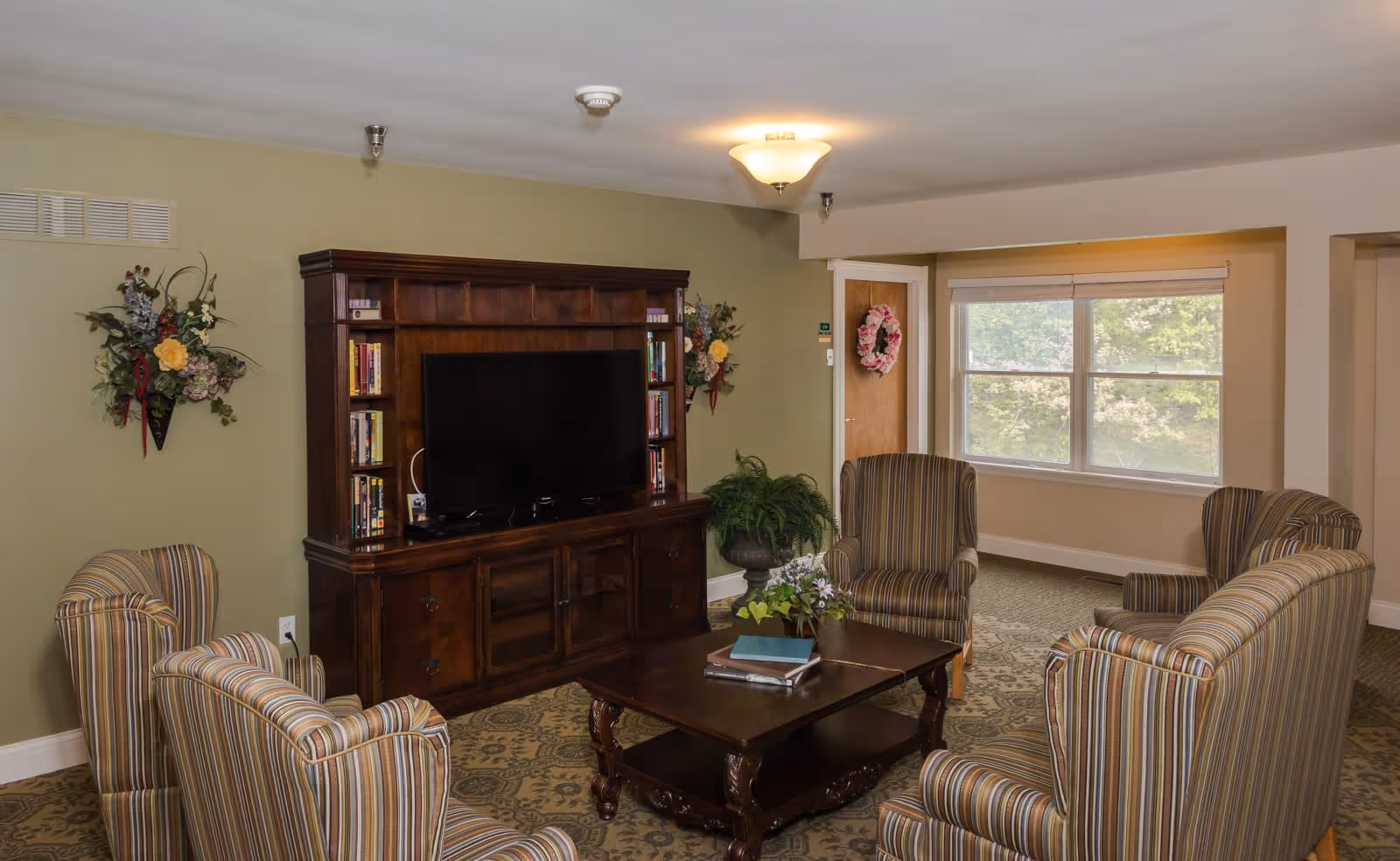 Photo 9 of Twin Oaks Estate