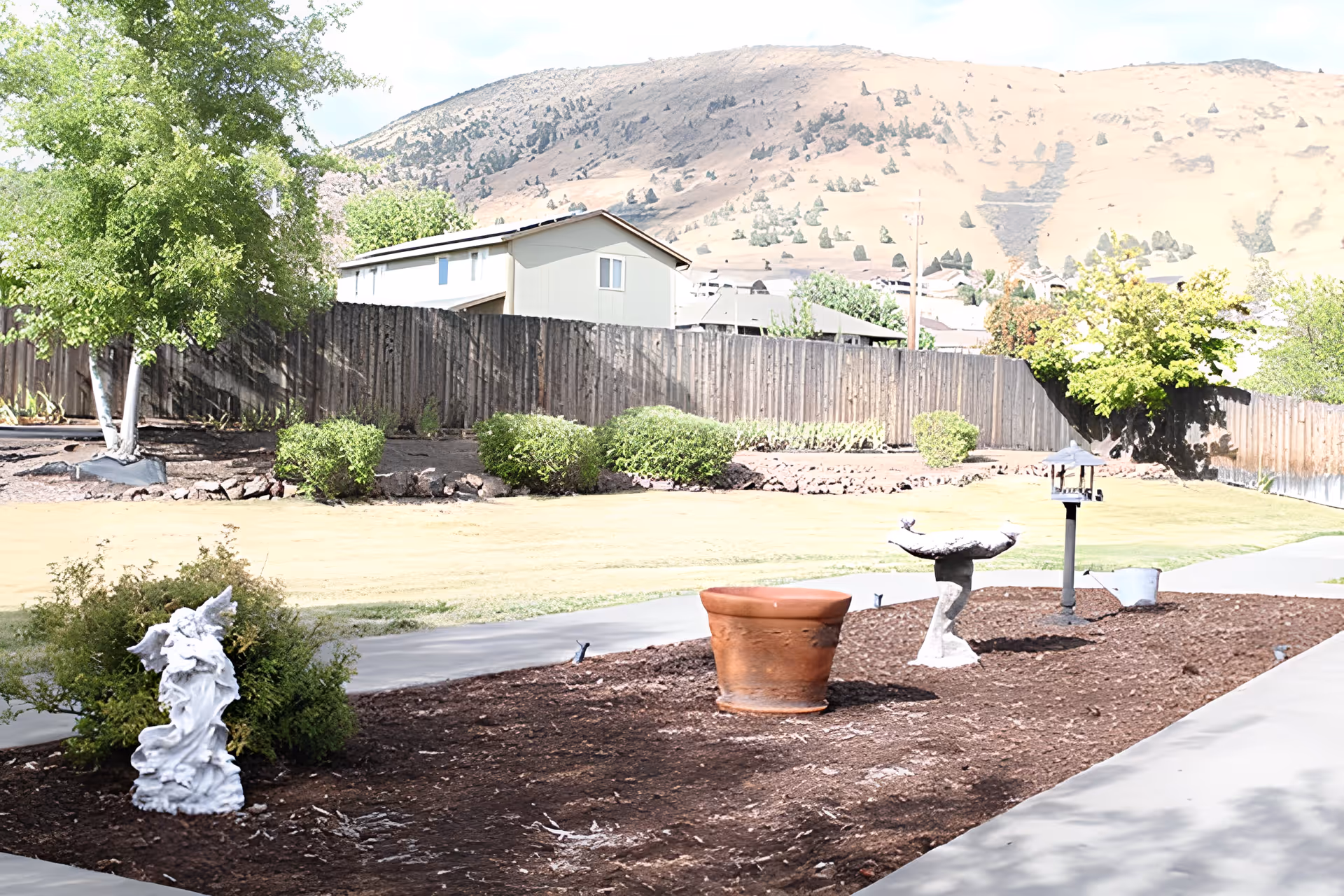 Photo 2 of Pacific Living Centers of Klamath Falls