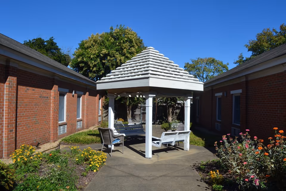 Photo 4 of Mayfair House Senior Living