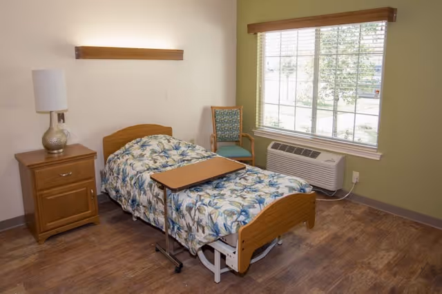 Photo 7 of Legend Oaks Healthcare and Rehabilitation - Waxahachie