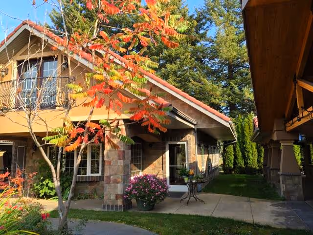 Photo 3 of Courtyard at Coeur d'Alene