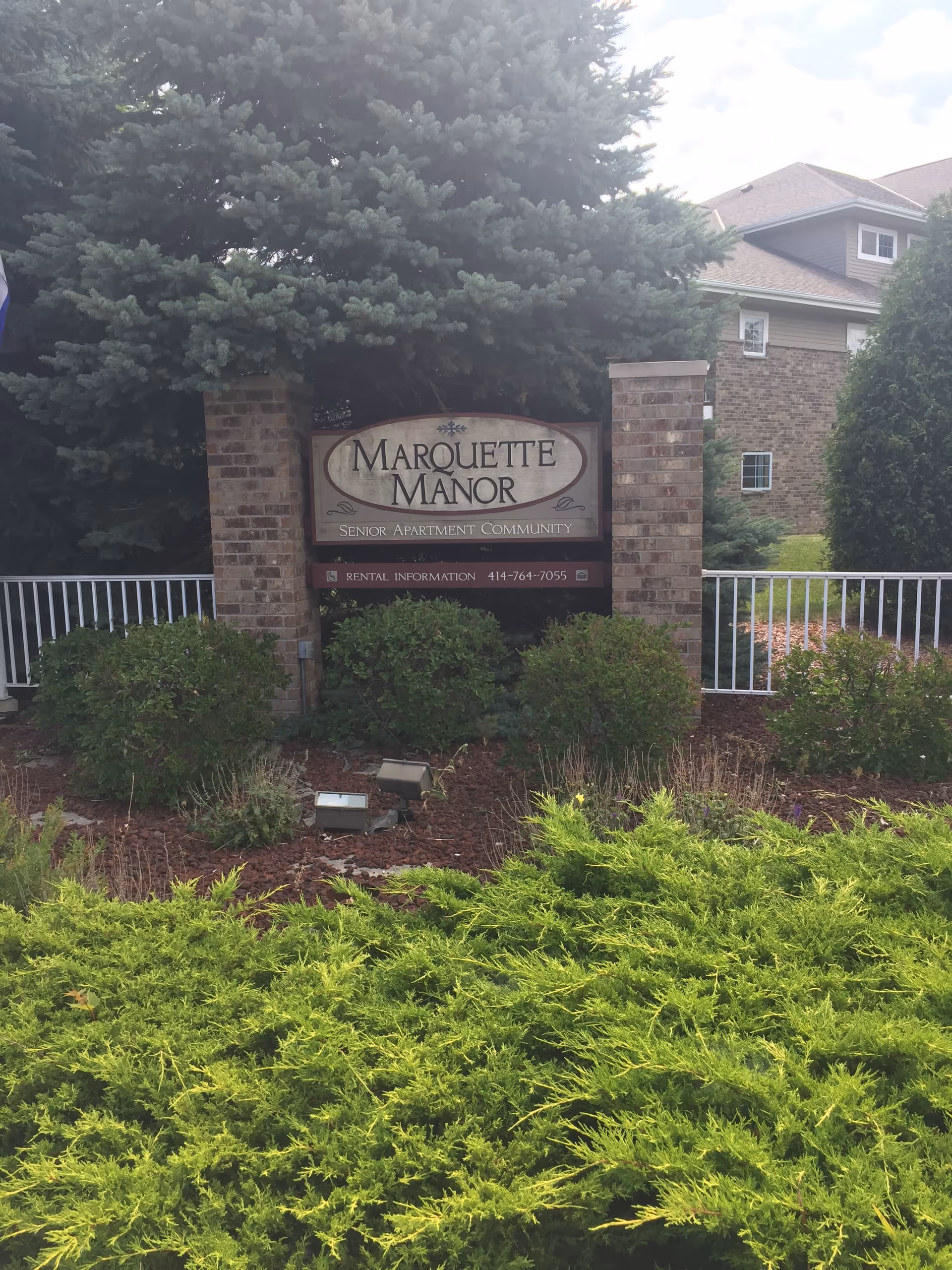 Photo 3 of Marquette Manor
