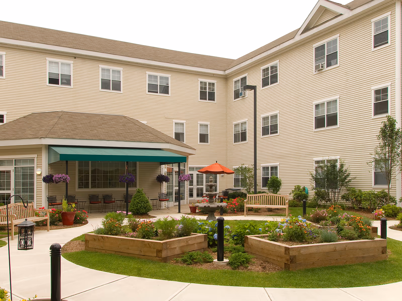 Photo 9 of Atria Longmeadow Place