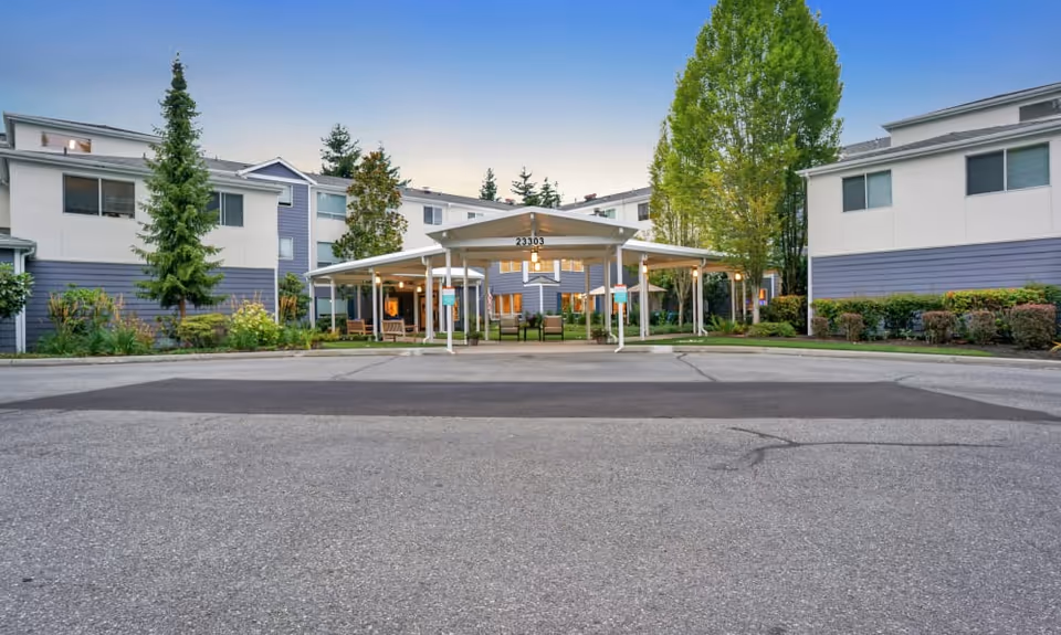 Photo 2 of Mountlake Terrace Plaza