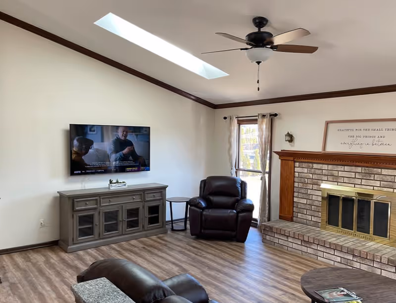 Photo 9 of Oaktree Place Senior Living