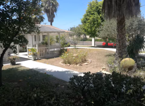 Photo 4 of Acorn Oaks Manor I