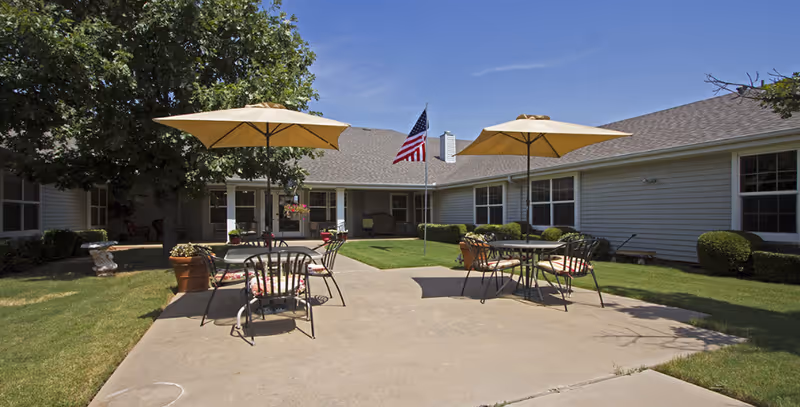 Photo 4 of Arbor house