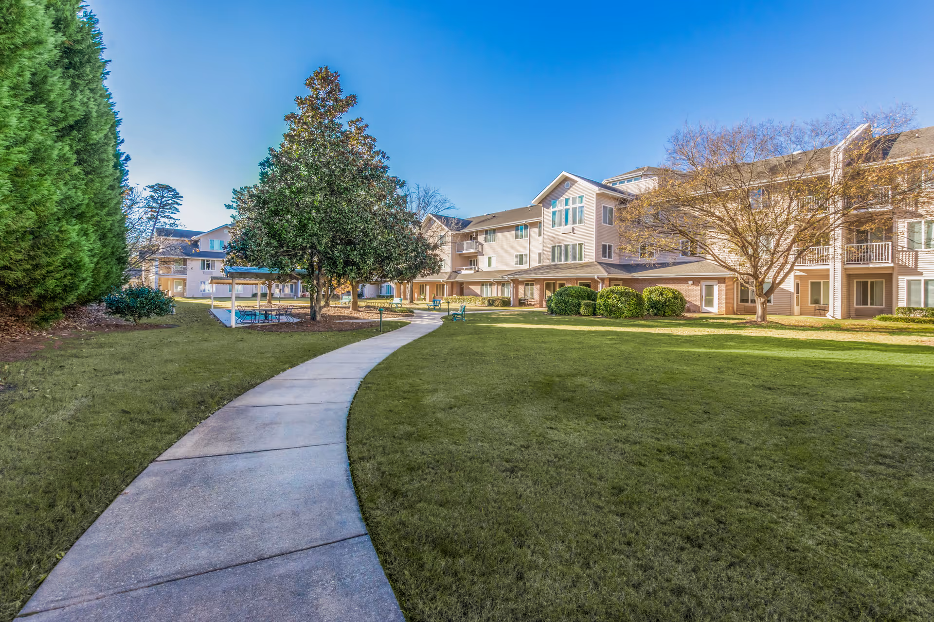 Photo 6 of Washington Commons by Barclay House