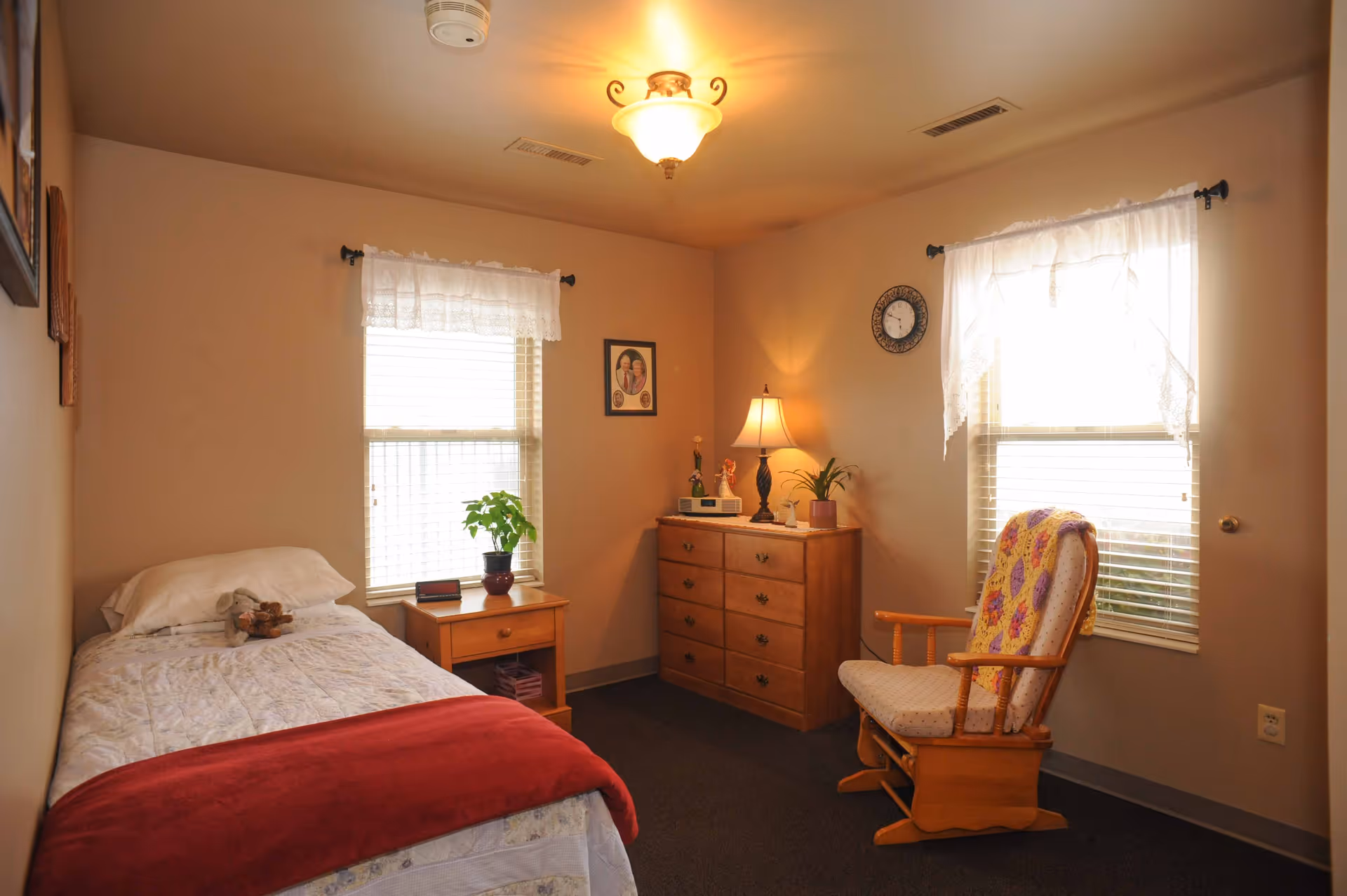 Photo 3 of Chandler House