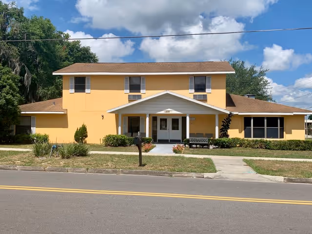 Photo 4 of Eustis Senior Care