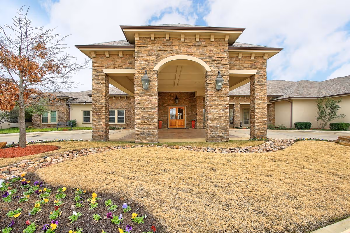 Photo of The Oaks At Flower Mound