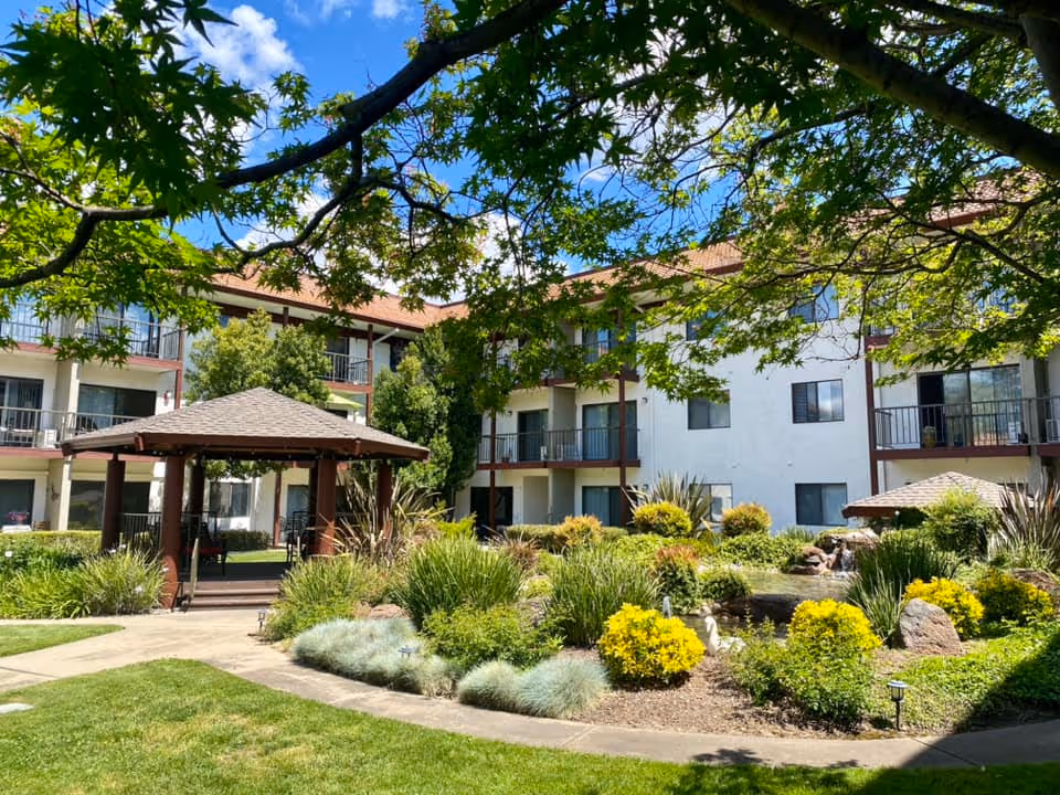 Photo 3 of Roseville Commons Senior Living