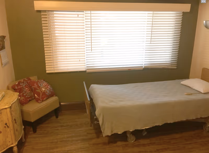 Photo 2 of San Luis Care Center