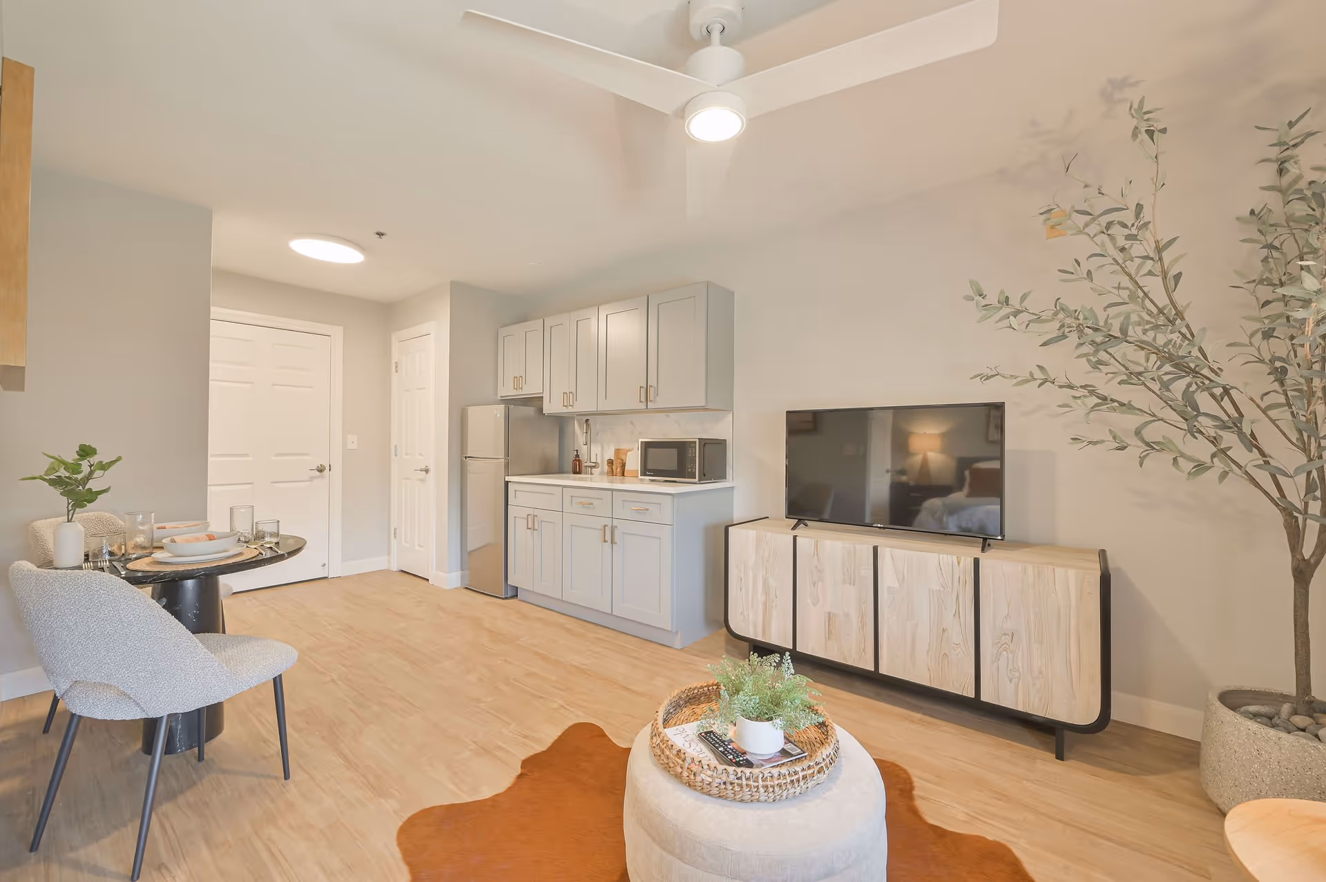 Photo 3 of Luxe Life Senior Living