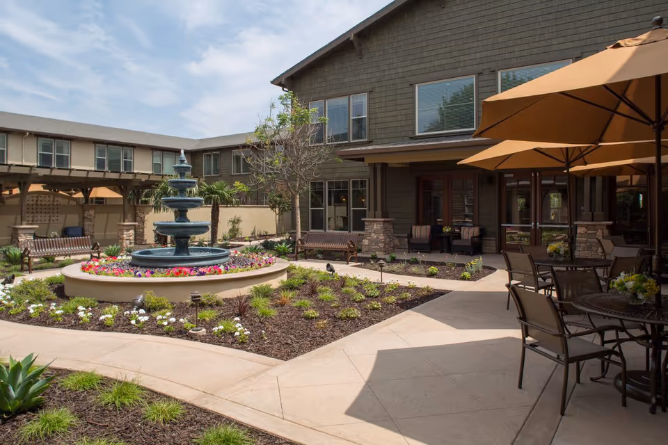 Photo 12 of Oakmont of Whittier