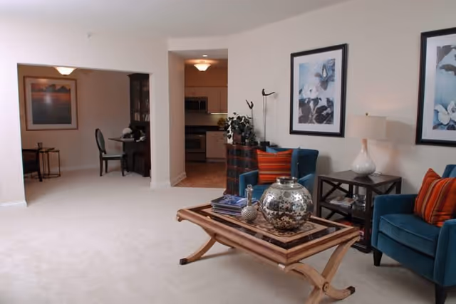 Photo 17 of Lake Forest Place