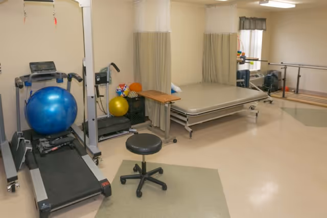 Photo 11 of Legend Oaks Healthcare and Rehabilitation Center - Northwest Houston