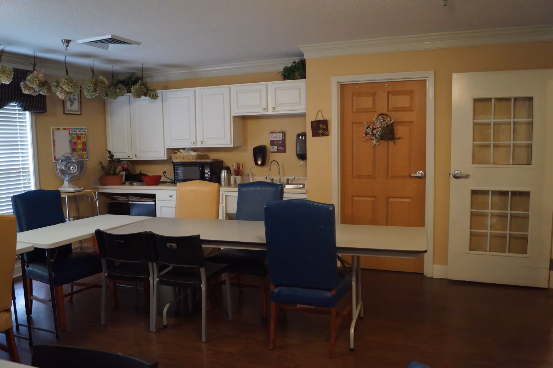 Photo 3 of Yancey House