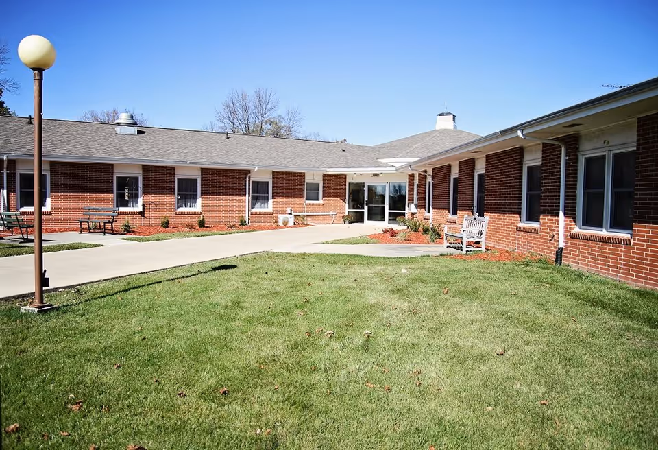 Photo of Greenfield Manor
