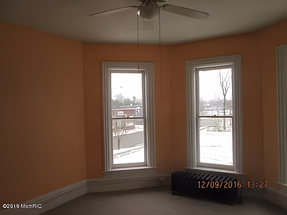Photo 3 of Naily's Adult Foster Care Home